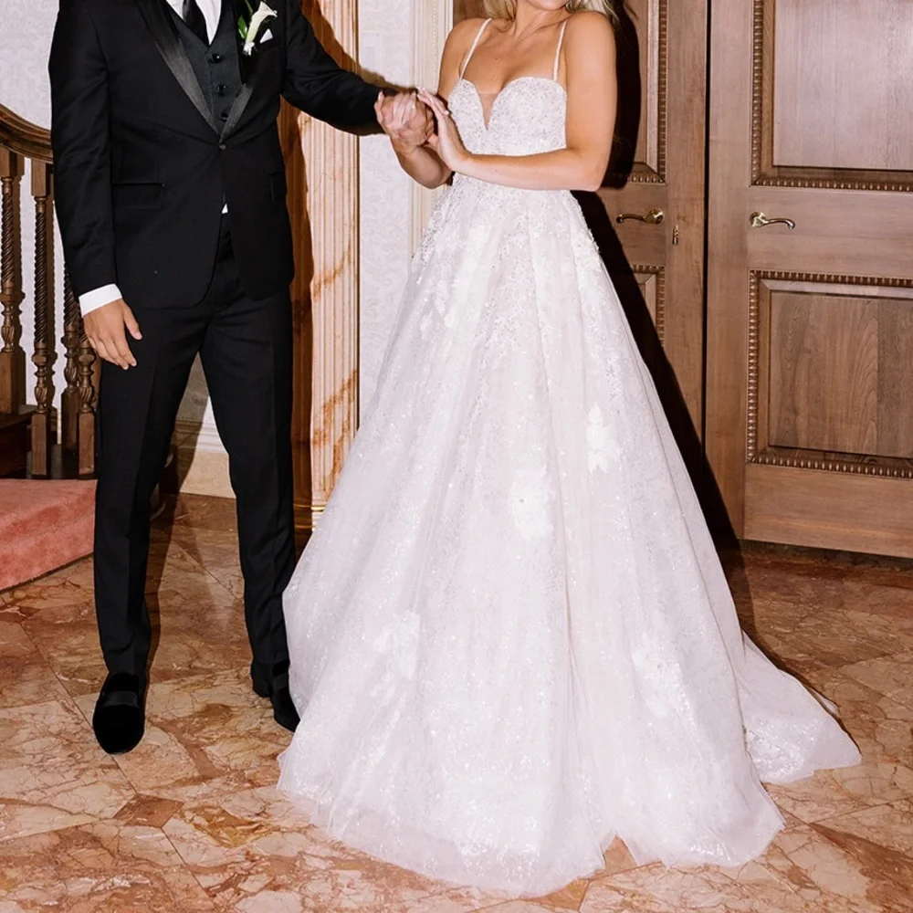 Wedding Dress - Picture 4 of 5